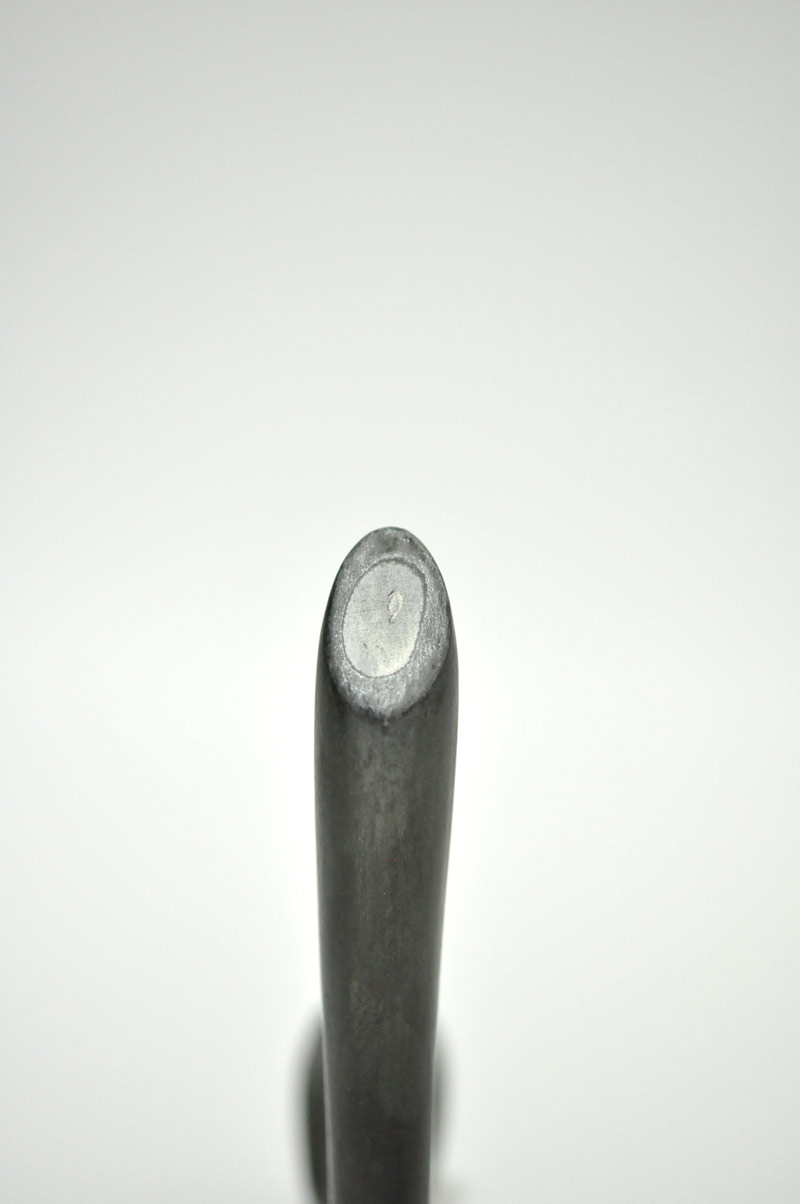Figure, 2012, Oil and Acrylic on Clay, 5.3 x 5.7 x 1.1 in.  /  13 x 14.5 x 2.75cm [#SS12SC011]