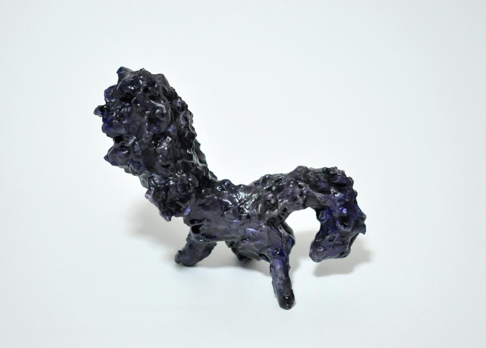 Animal, 2012, Oil and Varnish on Clay, 4.5 x 5.9 x 3.1 in.  /  11.5 x 15 x 8 cm [#SS12SC029]