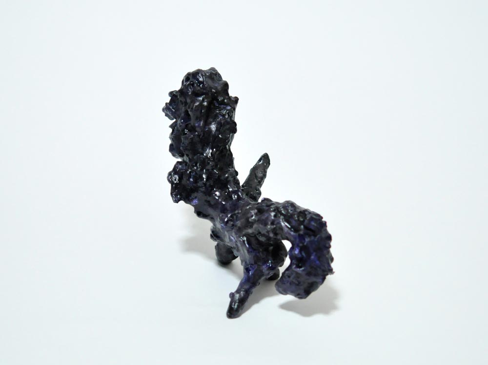 Animal, 2012, Oil and Varnish on Clay, 4.5 x 5.9 x 3.1 in.  /  11.5 x 15 x 8 cm [#SS12SC029]