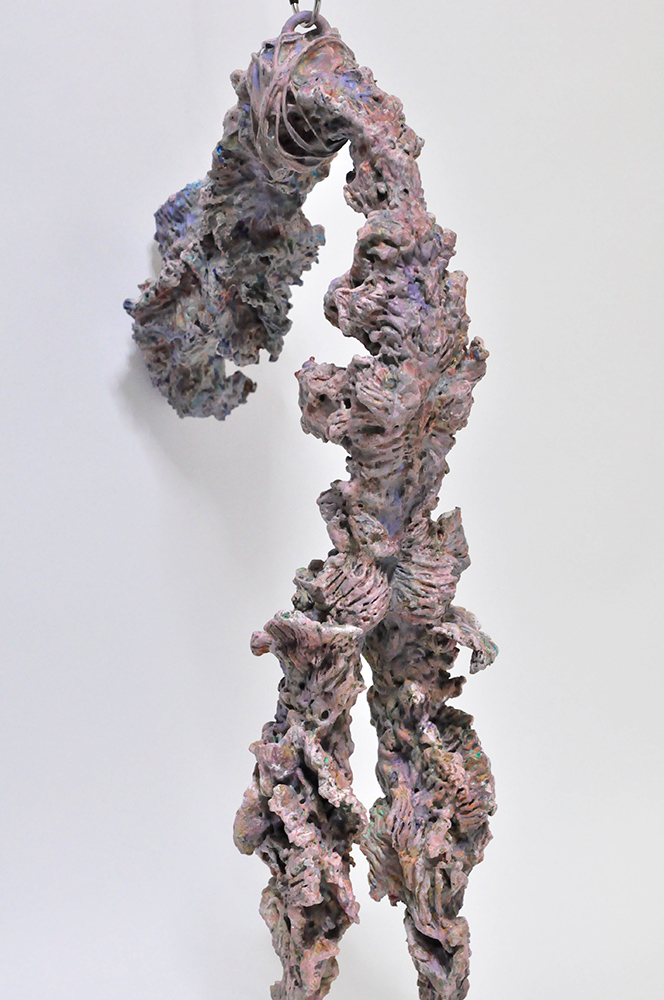 On a Cold Morning, 2018, Oil, Glue, and Steel Wire on Stone Powder Clay, 25.6 x 15.2 x 7.5 in. / 65 x 38.5 x 19 cm [#SS18SC002]