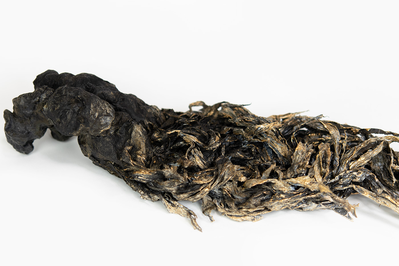  Waves [#SS25SC005] 2025, Oil, Glue, Varnish, and Non-Woven Fabrics on Stone Powder Clay, approx. 4.5 x 24 x 8.3 in. / approx. 11.5 x 60 x 21 cm