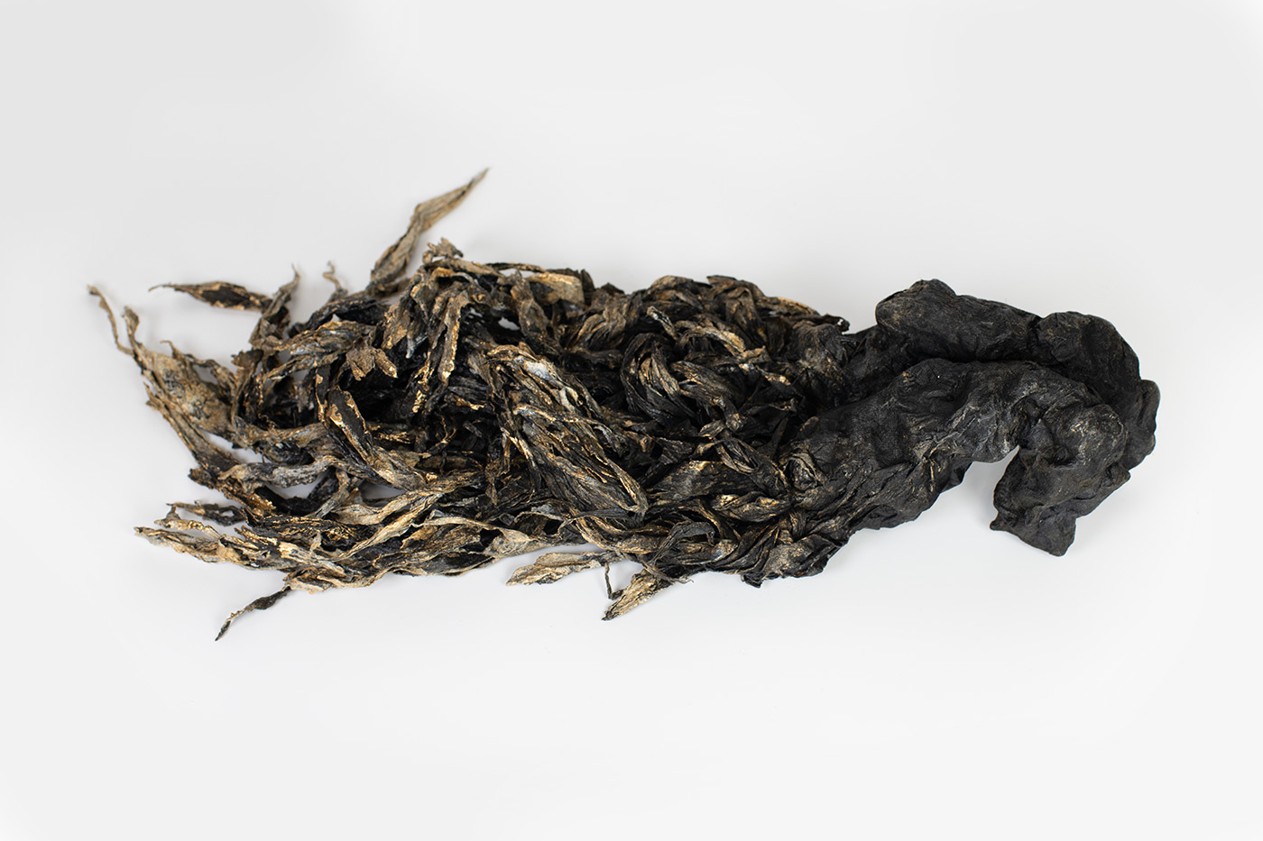  Waves [#SS25SC005] 2025, Oil, Glue, Varnish, and Non-Woven Fabrics on Stone Powder Clay, approx. 4.5 x 24 x 8.3 in. / approx. 11.5 x 60 x 21 cm